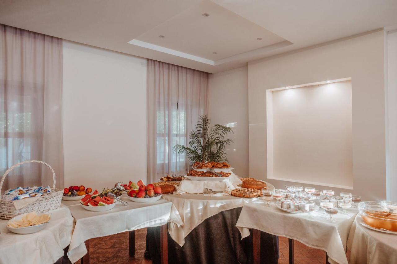 Resort Fior Di Sardegna Posada Kültér fotó