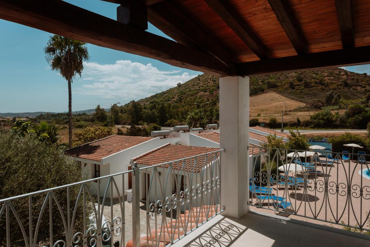 Resort Fior Di Sardegna Posada Kültér fotó