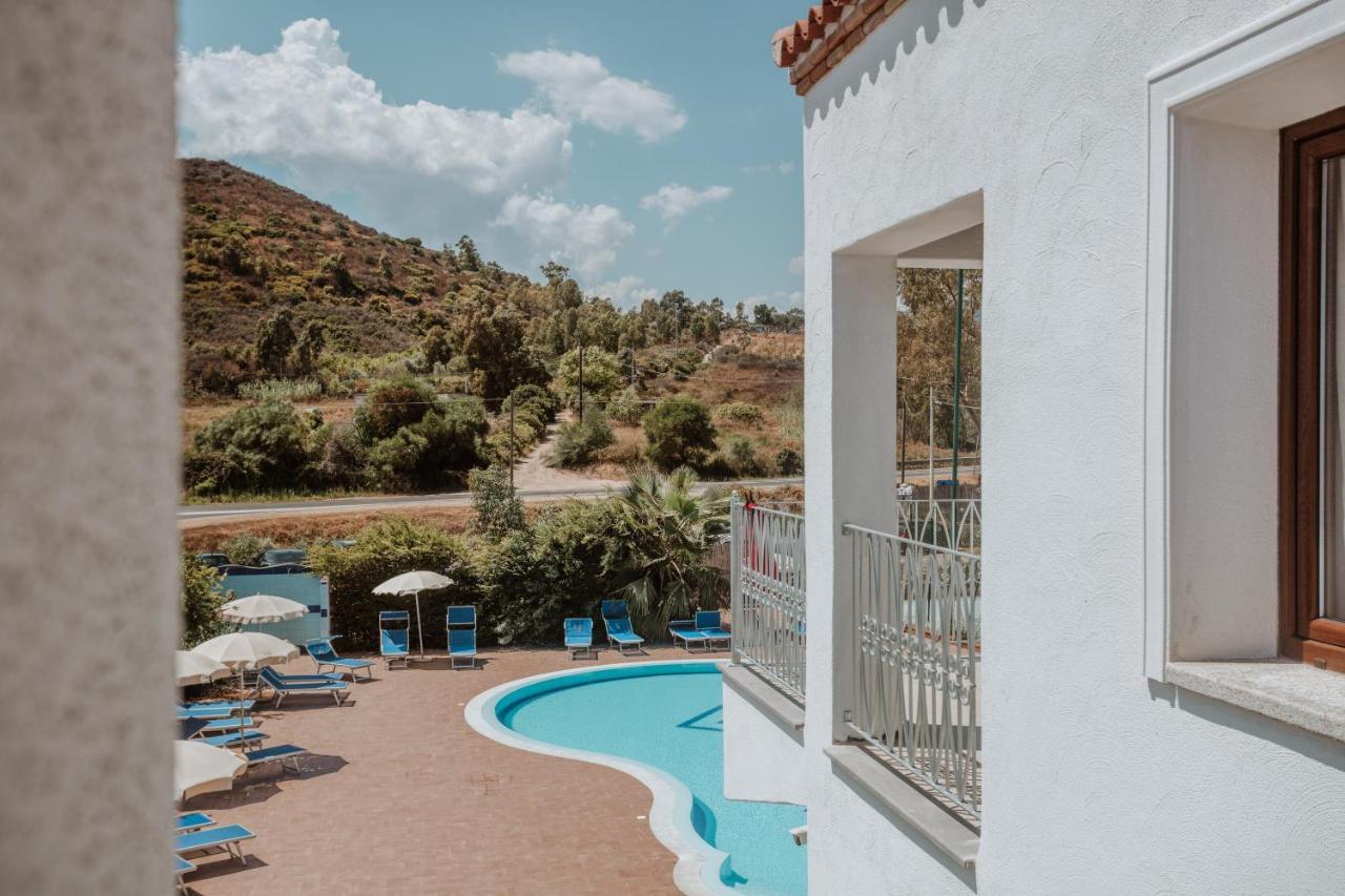 Resort Fior Di Sardegna Posada Kültér fotó